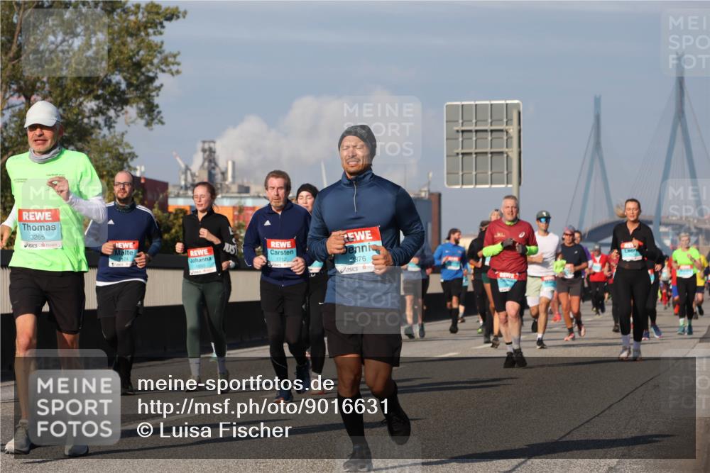 03.10.2025 - Köhlbrandbrückenlauf Luisa Fischer http://msf.ph/oto/9016631 03.10.2025 11:02:23 Position 3 3265, 1712, 2876, 1850 meine-sportfotos.de