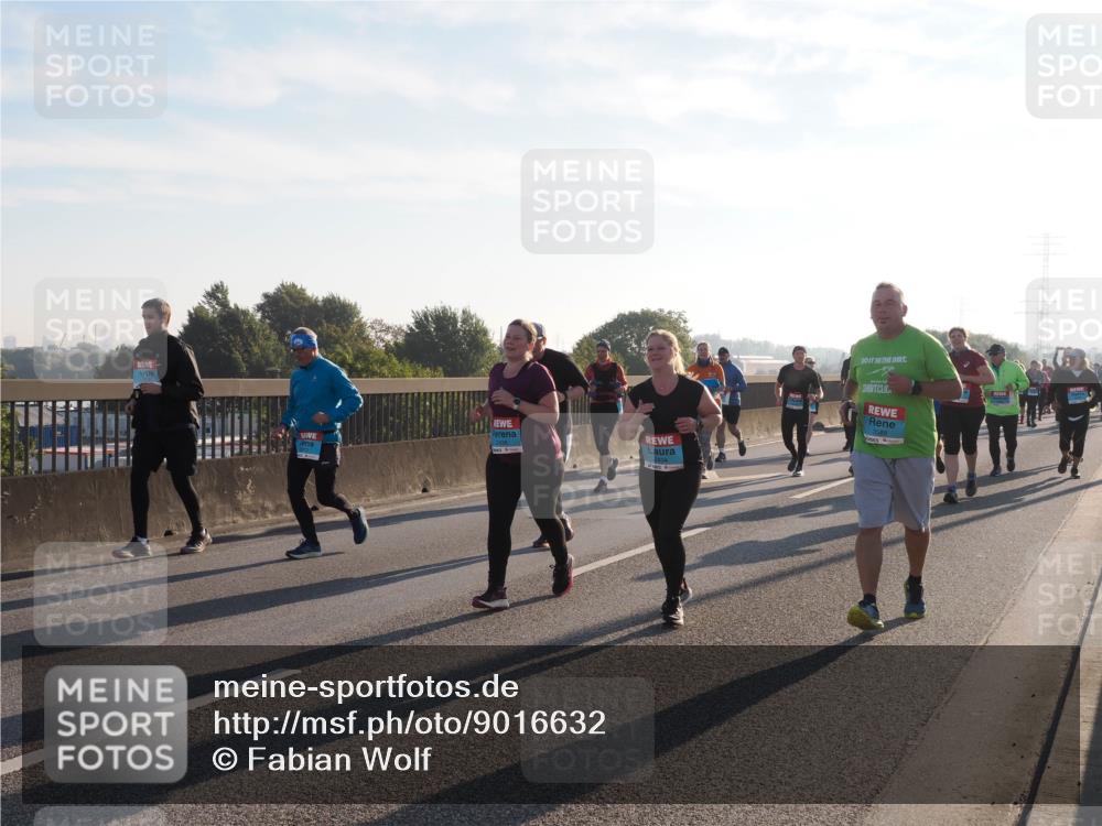 03.10.2025 - Köhlbrandbrückenlauf Fabian Wolf http://msf.ph/oto/9016632 03.10.2025 09:26:13 Position 3  meine-sportfotos.de
