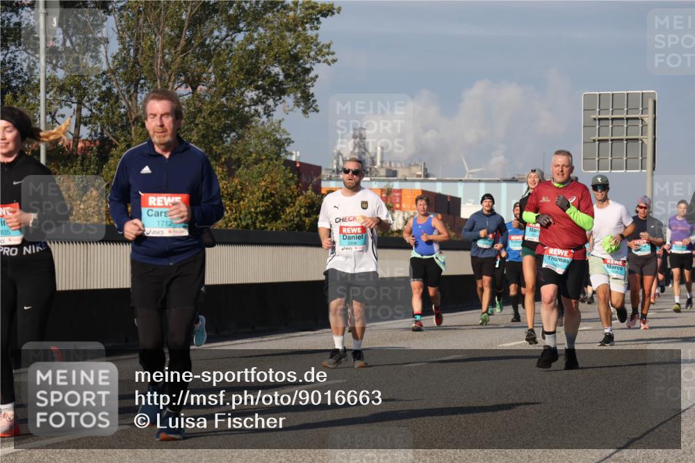 03.10.2025 - Köhlbrandbrückenlauf Luisa Fischer http://msf.ph/oto/9016663 03.10.2025 11:02:27 Position 3 835, 1712, 2836, 2514, 600 meine-sportfotos.de