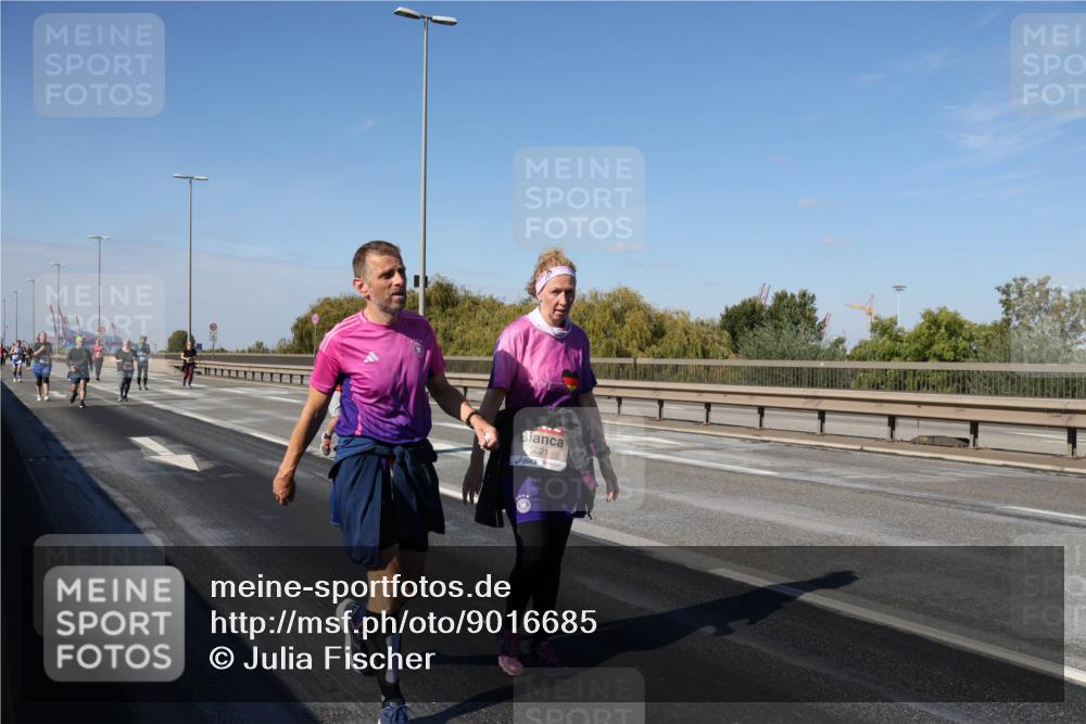 03.10.2025 - Köhlbrandbrückenlauf Julia Fischer http://msf.ph/oto/9016685 03.10.2025 13:19:38 Position 3 5021 meine-sportfotos.de