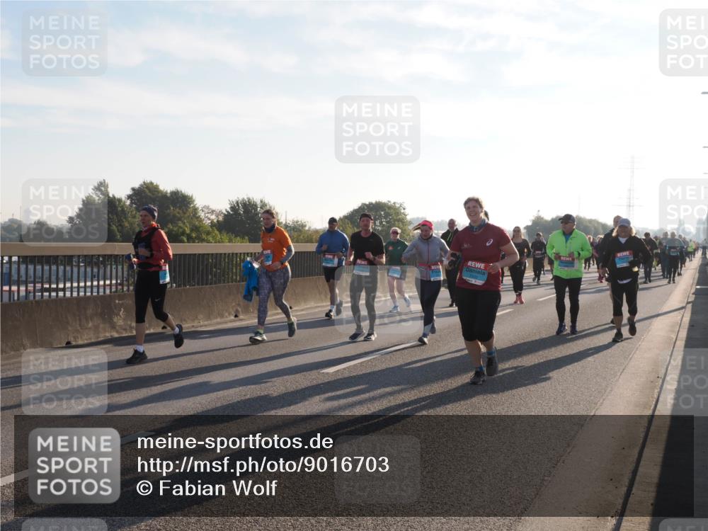 03.10.2025 - Köhlbrandbrückenlauf Fabian Wolf http://msf.ph/oto/9016703 03.10.2025 09:26:15 Position 3  meine-sportfotos.de