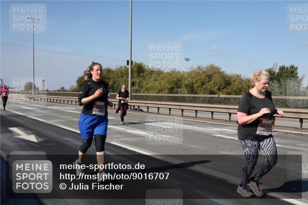 03.10.2025 - Köhlbrandbrückenlauf Julia Fischer http://msf.ph/oto/9016707 03.10.2025 13:19:48 Position 3 5250, 6317 meine-sportfotos.de