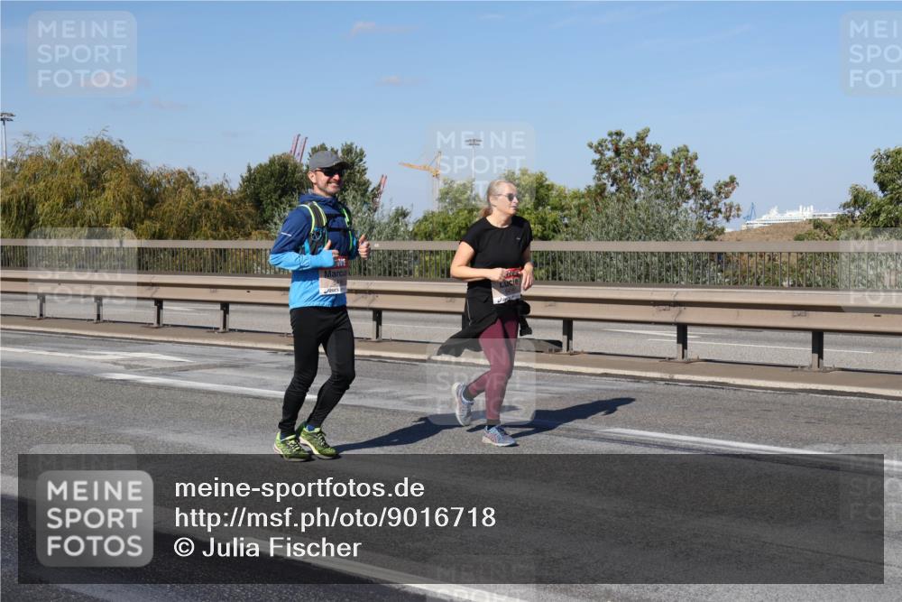 03.10.2025 - Köhlbrandbrückenlauf Julia Fischer http://msf.ph/oto/9016718 03.10.2025 13:19:54 Position 3  meine-sportfotos.de