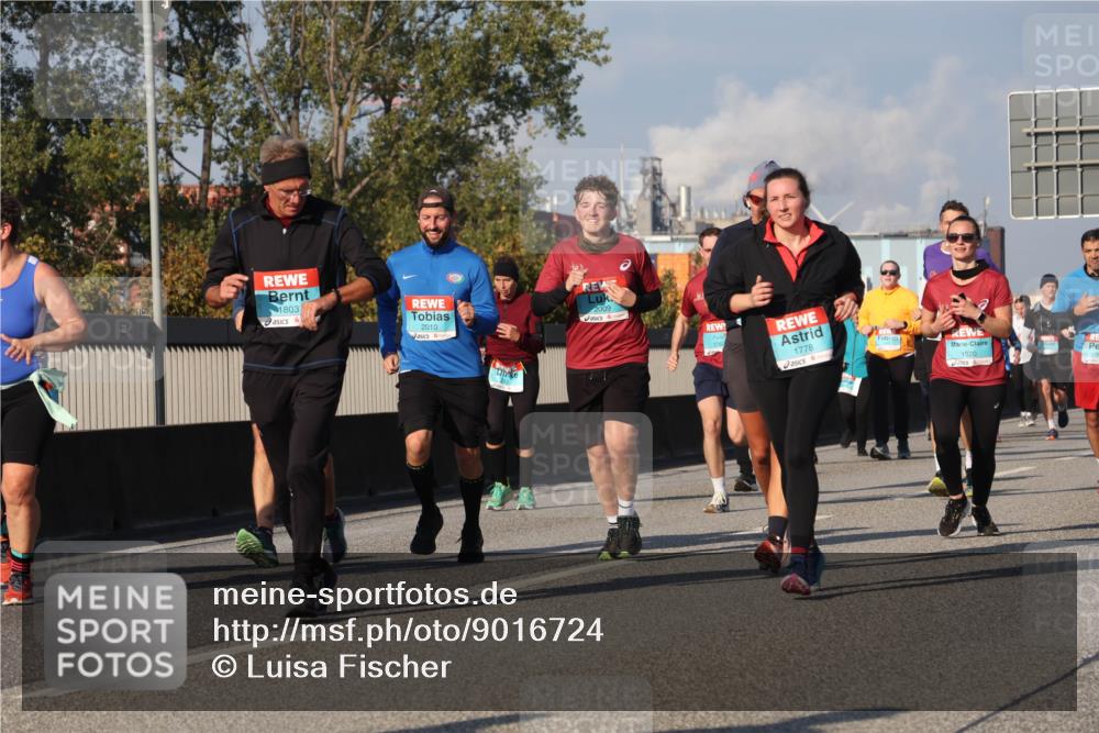 03.10.2025 - Köhlbrandbrückenlauf Luisa Fischer http://msf.ph/oto/9016724 03.10.2025 11:02:34 Position 3 1803, 2010, 2009, 3762, 1778, 11920 meine-sportfotos.de