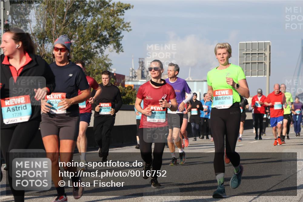03.10.2025 - Köhlbrandbrückenlauf Luisa Fischer http://msf.ph/oto/9016752 03.10.2025 11:02:36 Position 3 1778, 884, 2361, 1920, 2502 meine-sportfotos.de