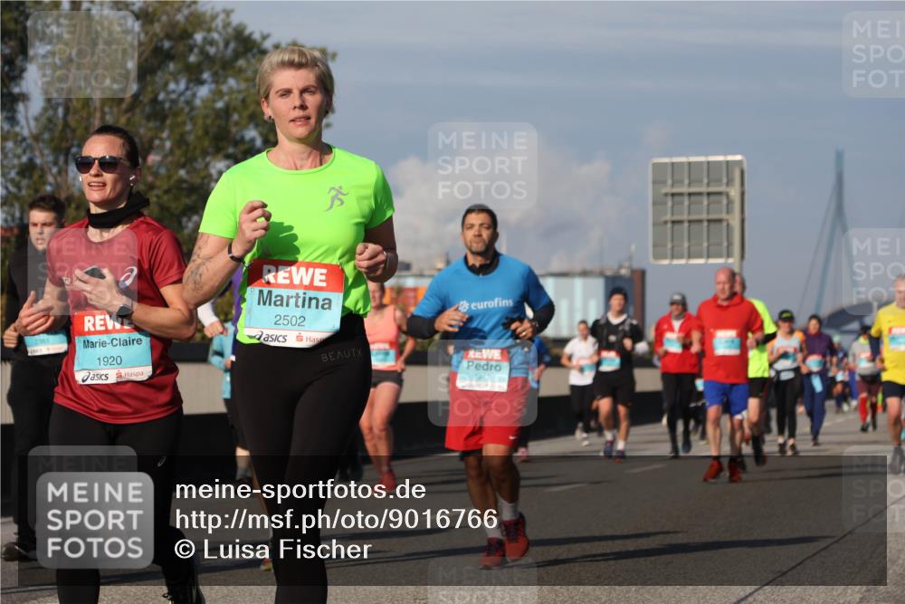 03.10.2025 - Köhlbrandbrückenlauf Luisa Fischer http://msf.ph/oto/9016766 03.10.2025 11:02:38 Position 3 1920, 2502 meine-sportfotos.de