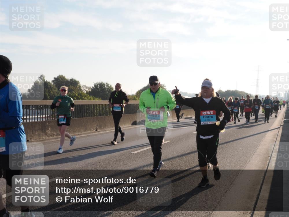 03.10.2025 - Köhlbrandbrückenlauf Fabian Wolf http://msf.ph/oto/9016779 03.10.2025 09:26:18 Position 3 3396, 2527 meine-sportfotos.de