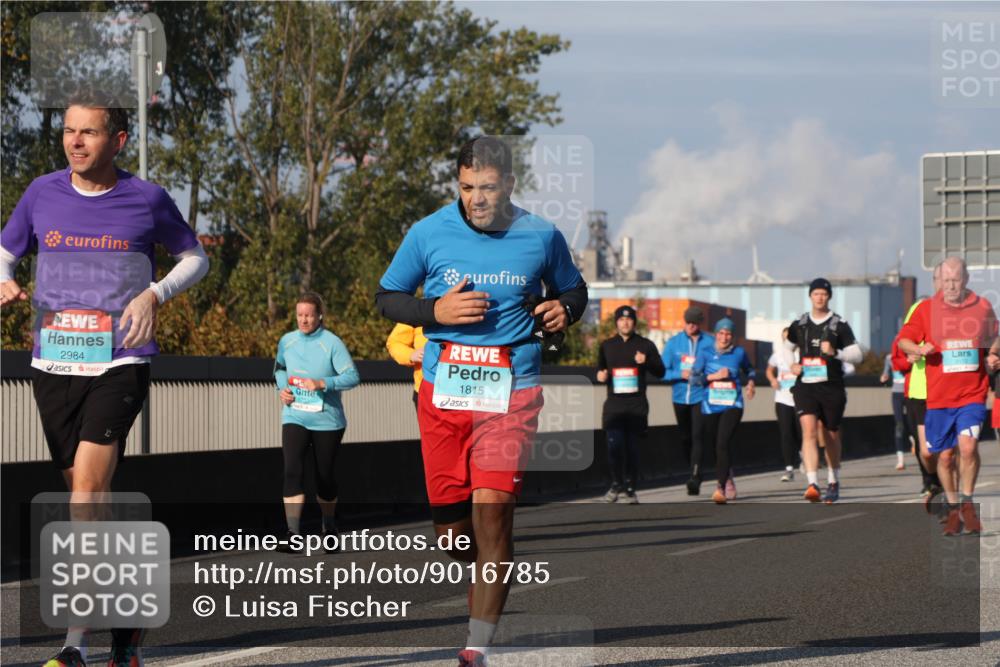 03.10.2025 - Köhlbrandbrückenlauf Luisa Fischer http://msf.ph/oto/9016785 03.10.2025 11:02:40 Position 3 2984, 1815 meine-sportfotos.de
