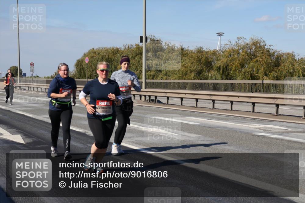 03.10.2025 - Köhlbrandbrückenlauf Julia Fischer http://msf.ph/oto/9016806 03.10.2025 13:20:19 Position 3 5253 meine-sportfotos.de
