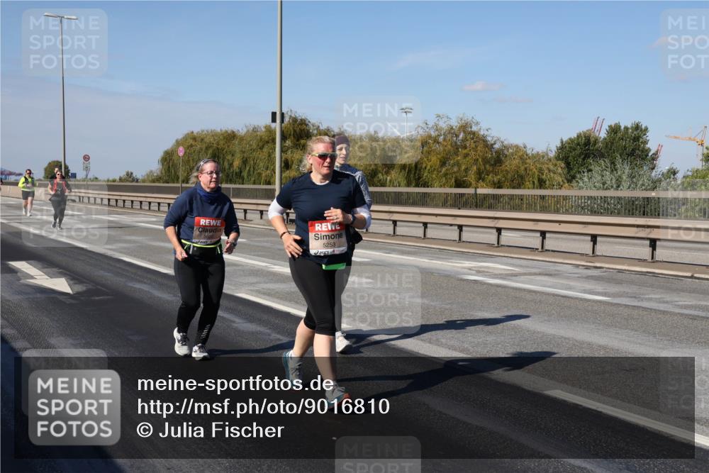 03.10.2025 - Köhlbrandbrückenlauf Julia Fischer http://msf.ph/oto/9016810 03.10.2025 13:20:20 Position 3 5620, 5253 meine-sportfotos.de