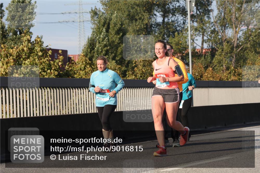 03.10.2025 - Köhlbrandbrückenlauf Luisa Fischer http://msf.ph/oto/9016815 03.10.2025 11:02:43 Position 3 1737, 2867 meine-sportfotos.de