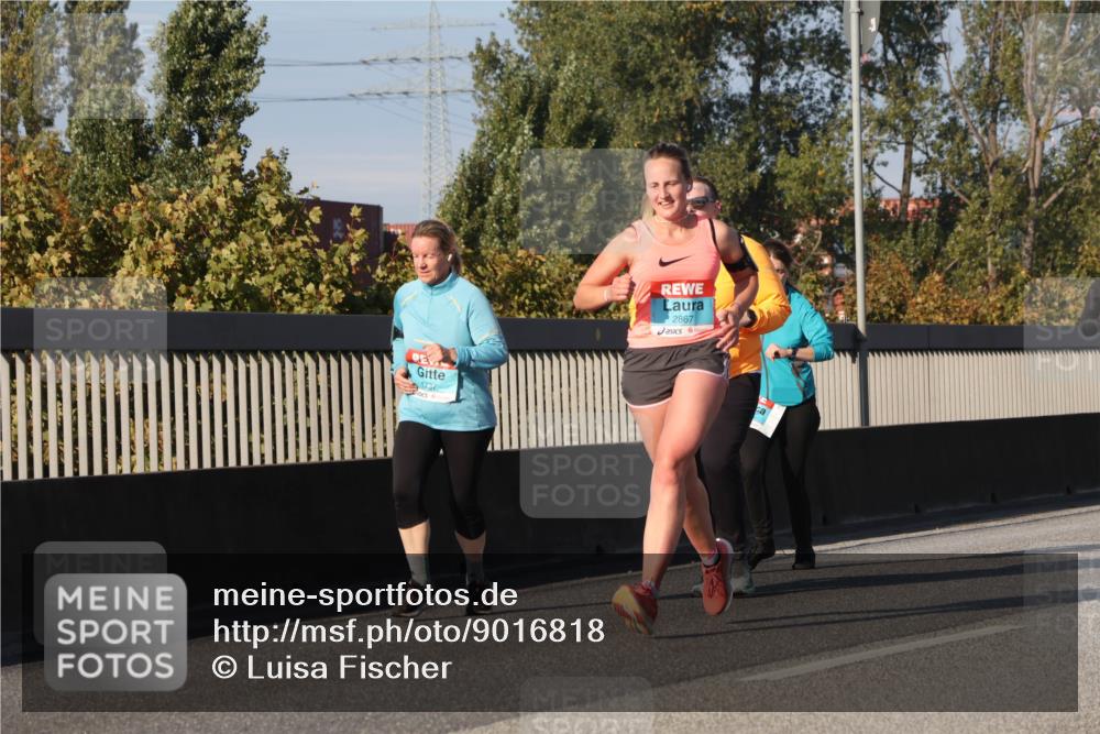 03.10.2025 - Köhlbrandbrückenlauf Luisa Fischer http://msf.ph/oto/9016818 03.10.2025 11:02:43 Position 3 1737, 2867 meine-sportfotos.de