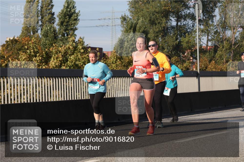 03.10.2025 - Köhlbrandbrückenlauf Luisa Fischer http://msf.ph/oto/9016820 03.10.2025 11:02:43 Position 3  meine-sportfotos.de