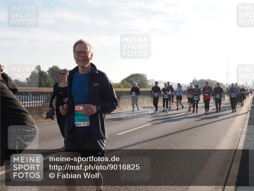 03.10.2025 - Köhlbrandbrückenlauf Fabian Wolf http://msf.ph/oto/9016825 03.10.2025 09:26:20 Position 3 2259 meine-sportfotos.de