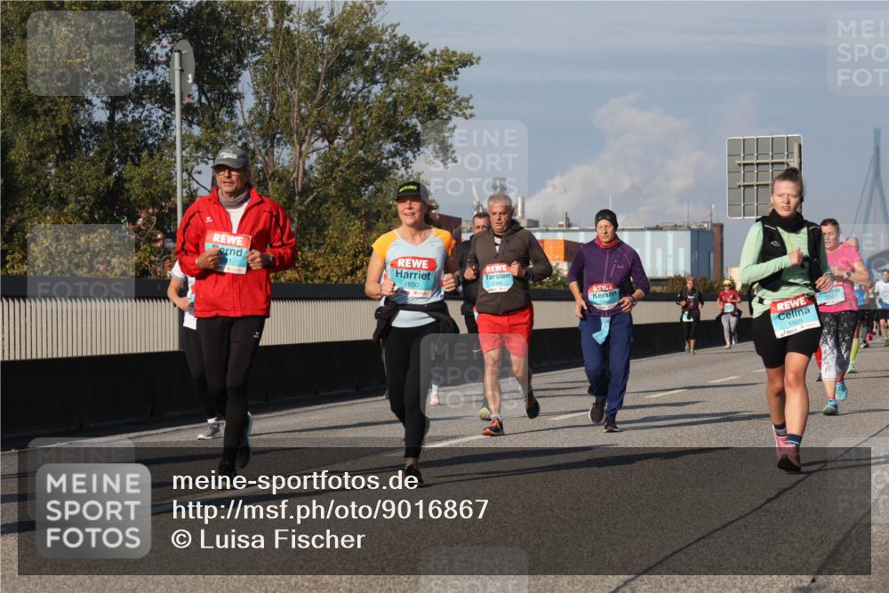 03.10.2025 - Köhlbrandbrückenlauf Luisa Fischer http://msf.ph/oto/9016867 03.10.2025 11:02:49 Position 3 1650, 2886, 1503 meine-sportfotos.de