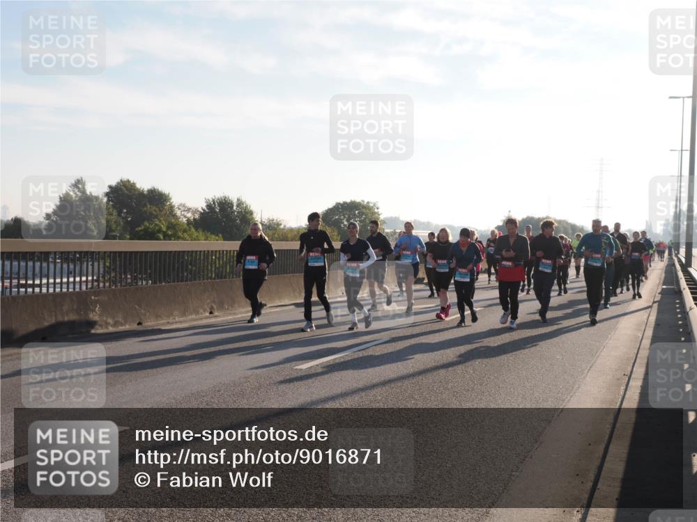 03.10.2025 - Köhlbrandbrückenlauf Fabian Wolf http://msf.ph/oto/9016871 03.10.2025 09:26:22 Position 3  meine-sportfotos.de