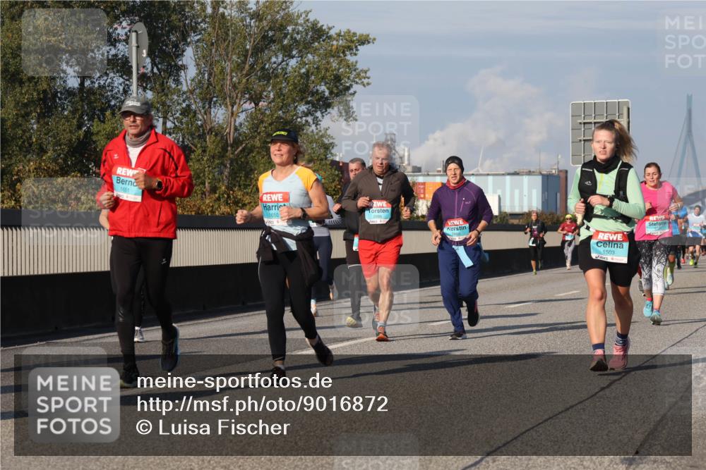 03.10.2025 - Köhlbrandbrückenlauf Luisa Fischer http://msf.ph/oto/9016872 03.10.2025 11:02:49 Position 3 1651, 1650, 2886, 1503 meine-sportfotos.de