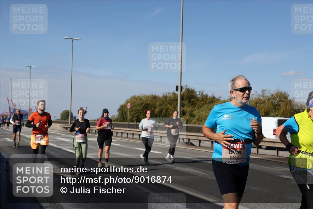 03.10.2025 - Köhlbrandbrückenlauf Julia Fischer http://msf.ph/oto/9016874 03.10.2025 13:20:36 Position 3 6462 meine-sportfotos.de