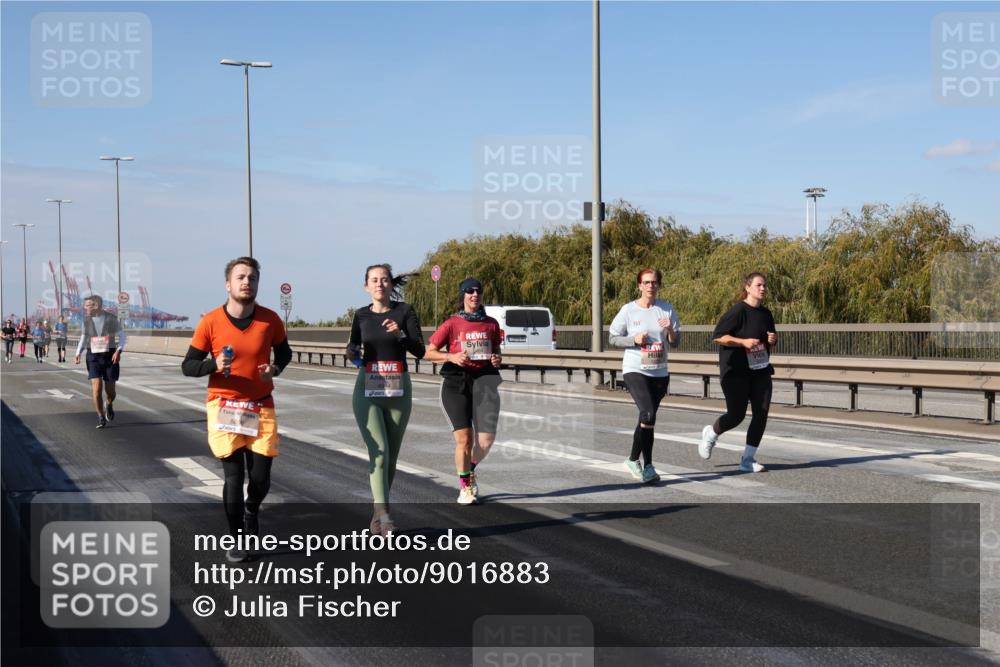03.10.2025 - Köhlbrandbrückenlauf Julia Fischer http://msf.ph/oto/9016883 03.10.2025 13:20:37 Position 3  meine-sportfotos.de