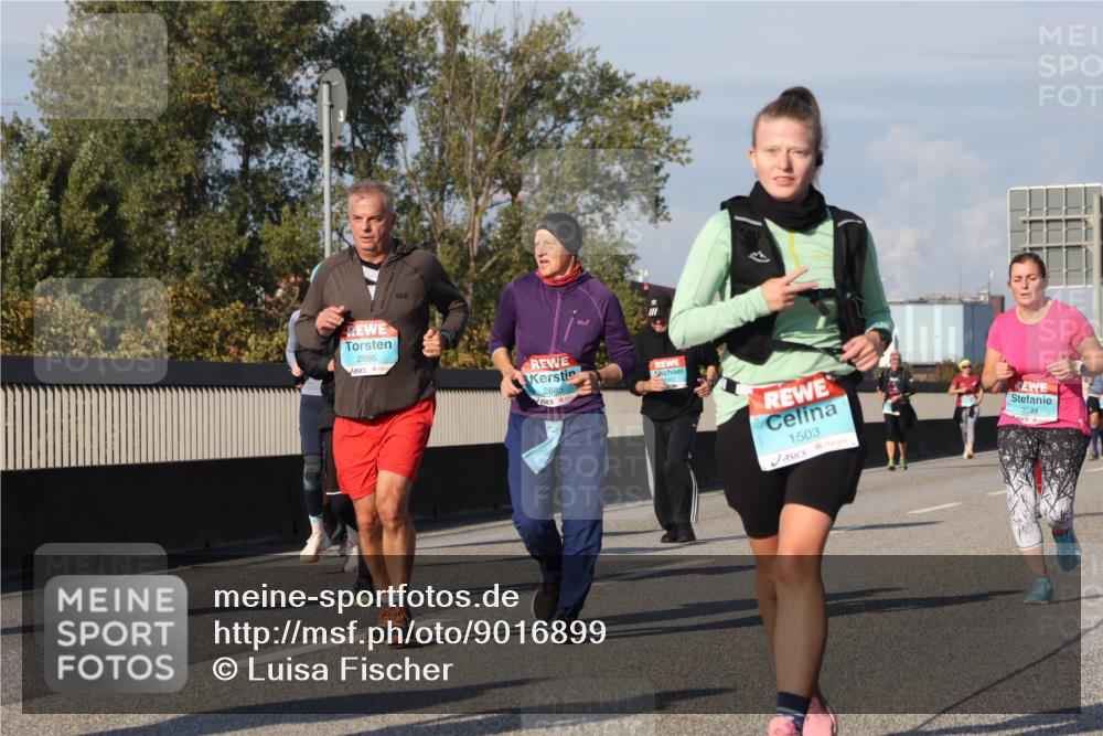 03.10.2025 - Köhlbrandbrückenlauf Luisa Fischer http://msf.ph/oto/9016899 03.10.2025 11:02:52 Position 3 2886, 2885, 1503 meine-sportfotos.de
