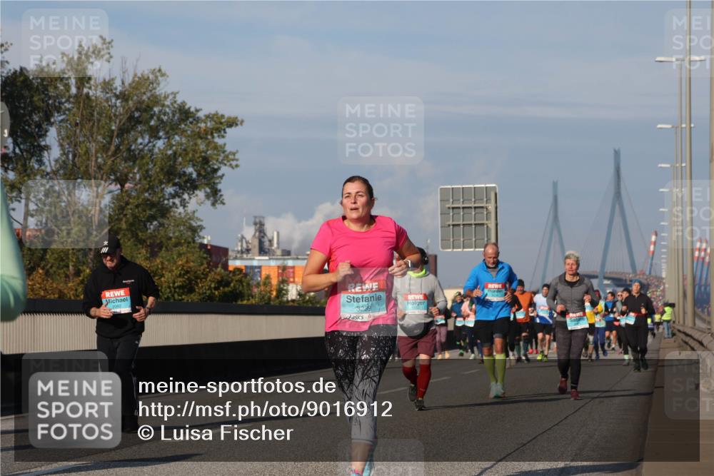 03.10.2025 - Köhlbrandbrückenlauf Luisa Fischer http://msf.ph/oto/9016912 03.10.2025 11:02:53 Position 3 3239 meine-sportfotos.de