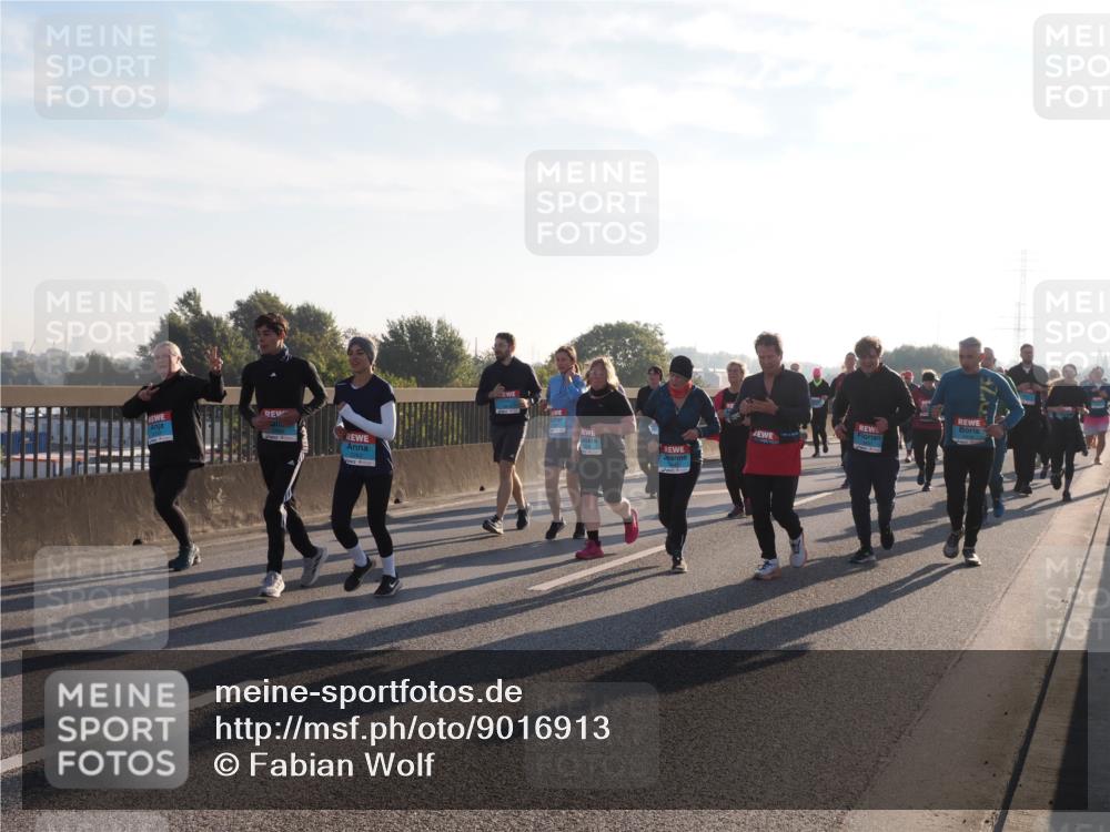 03.10.2025 - Köhlbrandbrückenlauf Fabian Wolf http://msf.ph/oto/9016913 03.10.2025 09:26:24 Position 3  meine-sportfotos.de