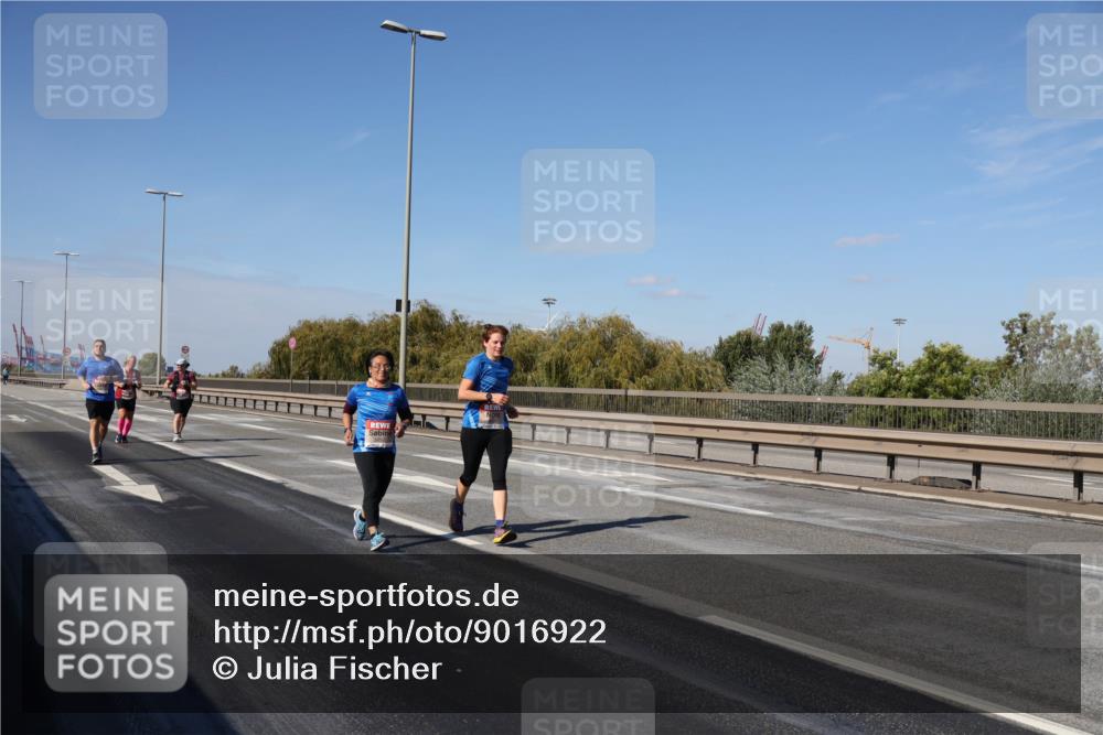 03.10.2025 - Köhlbrandbrückenlauf Julia Fischer http://msf.ph/oto/9016922 03.10.2025 13:21:01 Position 3  meine-sportfotos.de