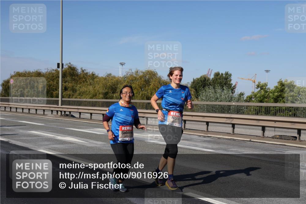 03.10.2025 - Köhlbrandbrückenlauf Julia Fischer http://msf.ph/oto/9016926 03.10.2025 13:21:02 Position 3 5252, 6109 meine-sportfotos.de