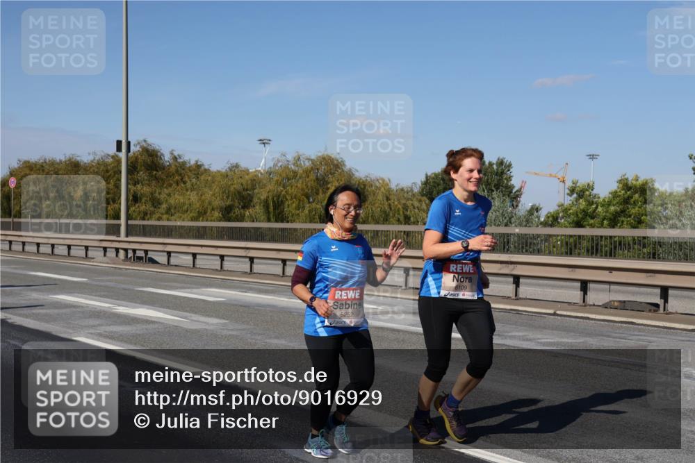 03.10.2025 - Köhlbrandbrückenlauf Julia Fischer http://msf.ph/oto/9016929 03.10.2025 13:21:02 Position 3 5252, 6109 meine-sportfotos.de