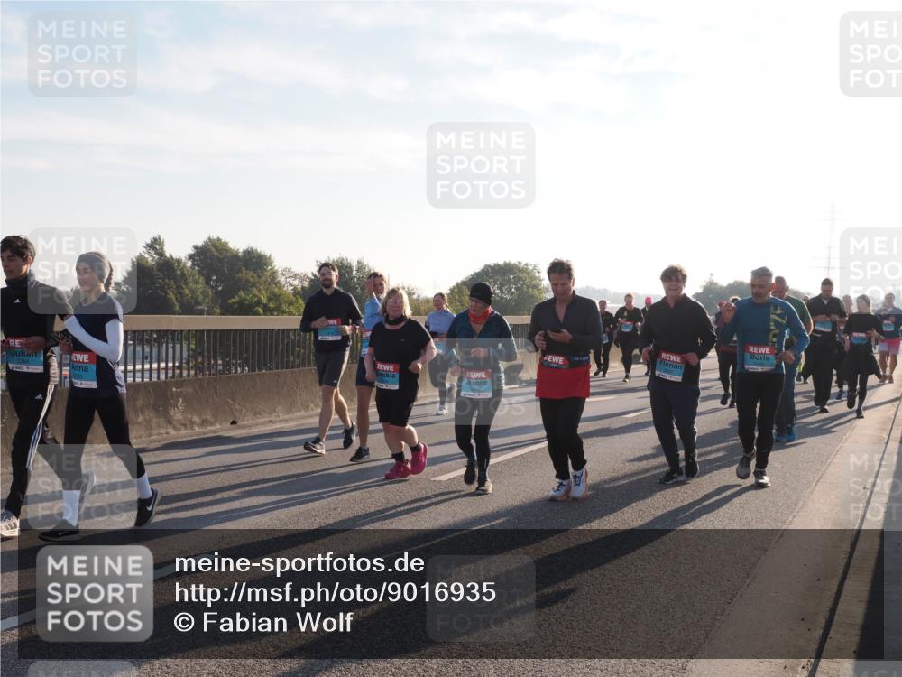 03.10.2025 - Köhlbrandbrückenlauf Fabian Wolf http://msf.ph/oto/9016935 03.10.2025 09:26:25 Position 3 2263 meine-sportfotos.de