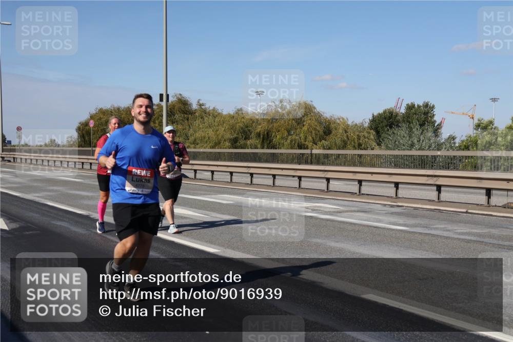 03.10.2025 - Köhlbrandbrückenlauf Julia Fischer http://msf.ph/oto/9016939 03.10.2025 13:21:06 Position 3 4778 meine-sportfotos.de