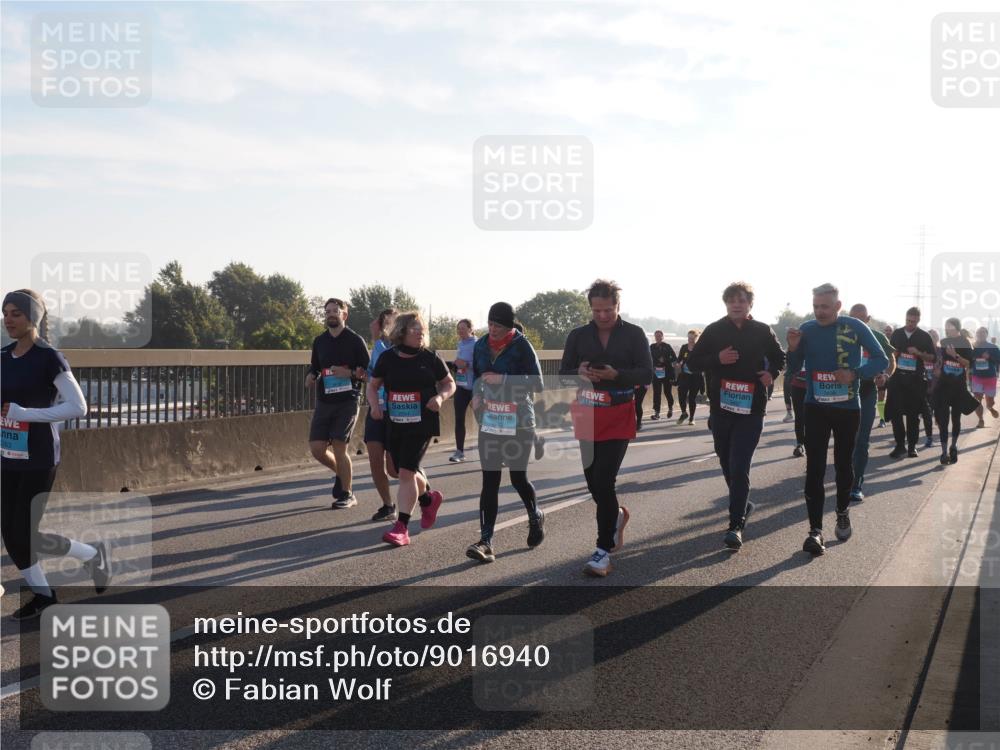 03.10.2025 - Köhlbrandbrückenlauf Fabian Wolf http://msf.ph/oto/9016940 03.10.2025 09:26:25 Position 3 263 meine-sportfotos.de