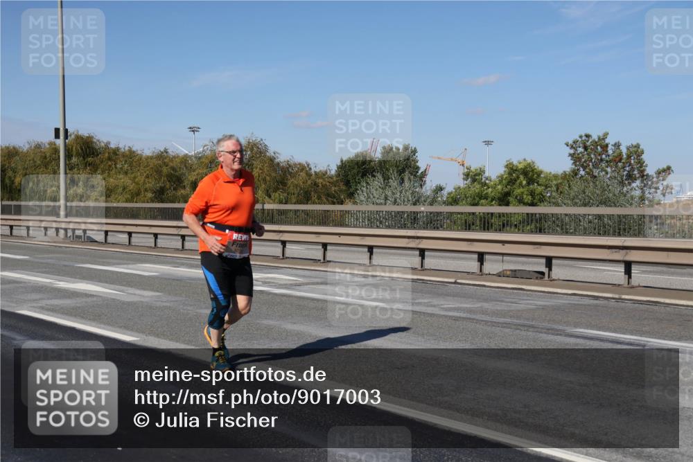03.10.2025 - Köhlbrandbrückenlauf Julia Fischer http://msf.ph/oto/9017003 03.10.2025 13:21:58 Position 3  meine-sportfotos.de