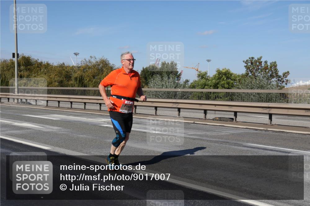 03.10.2025 - Köhlbrandbrückenlauf Julia Fischer http://msf.ph/oto/9017007 03.10.2025 13:21:59 Position 3  meine-sportfotos.de