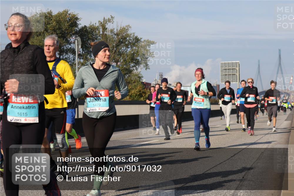 03.10.2025 - Köhlbrandbrückenlauf Luisa Fischer http://msf.ph/oto/9017032 03.10.2025 11:03:09 Position 3 1615, 1479, 1911 meine-sportfotos.de