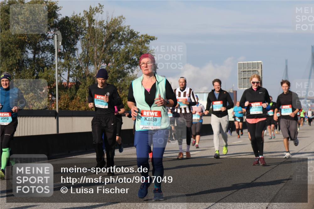 03.10.2025 - Köhlbrandbrückenlauf Luisa Fischer http://msf.ph/oto/9017049 03.10.2025 11:03:11 Position 3 1576, 2231, 1911, 1917 meine-sportfotos.de