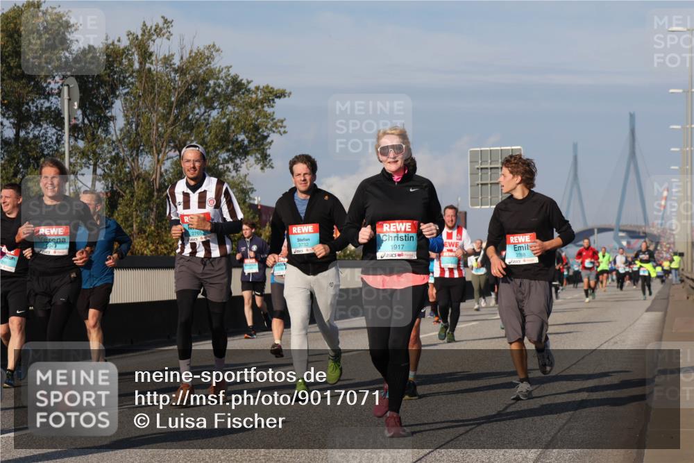 03.10.2025 - Köhlbrandbrückenlauf Luisa Fischer http://msf.ph/oto/9017071 03.10.2025 11:03:13 Position 3 310, 1049, 2765, 3732, 1917, 2768 meine-sportfotos.de