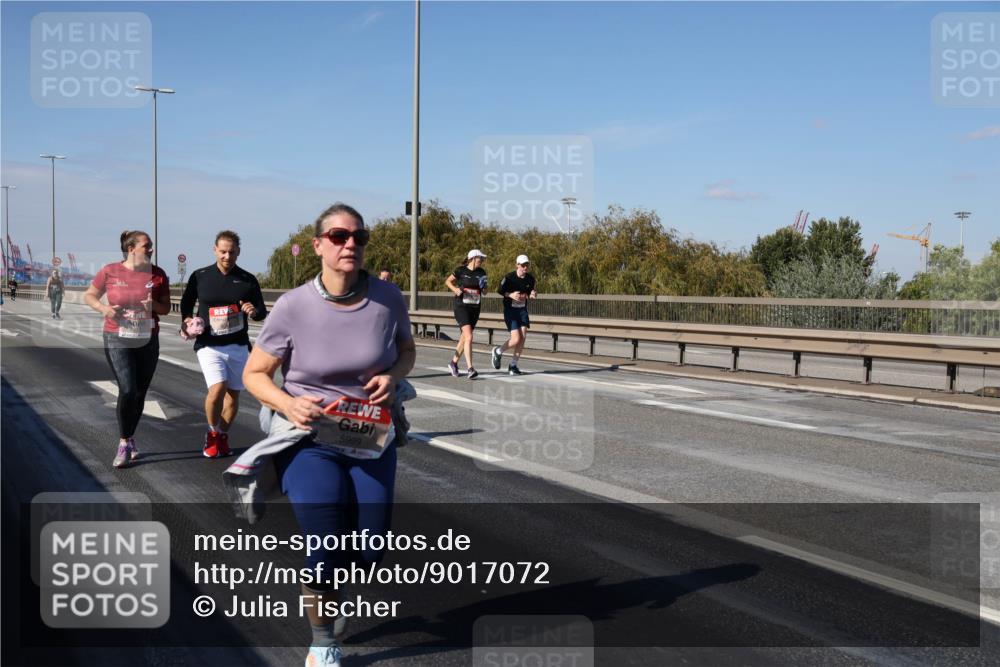 03.10.2025 - Köhlbrandbrückenlauf Julia Fischer http://msf.ph/oto/9017072 03.10.2025 13:22:33 Position 3 5999 meine-sportfotos.de