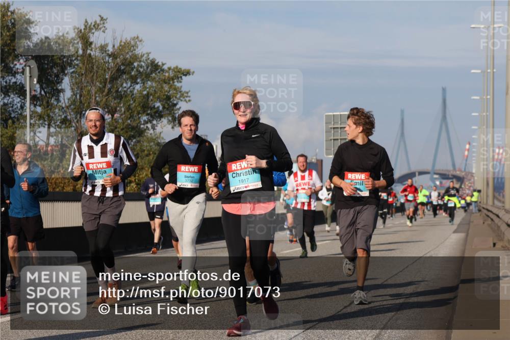 03.10.2025 - Köhlbrandbrückenlauf Luisa Fischer http://msf.ph/oto/9017073 03.10.2025 11:03:14 Position 3 2765, 3732, 1917 meine-sportfotos.de