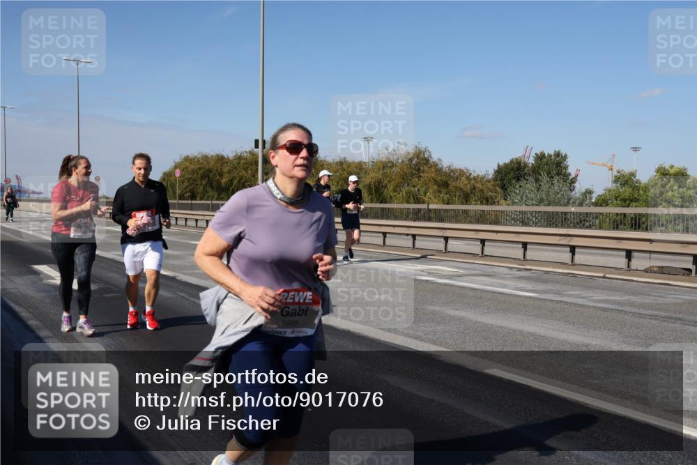 03.10.2025 - Köhlbrandbrückenlauf Julia Fischer http://msf.ph/oto/9017076 03.10.2025 13:22:34 Position 3 5999 meine-sportfotos.de