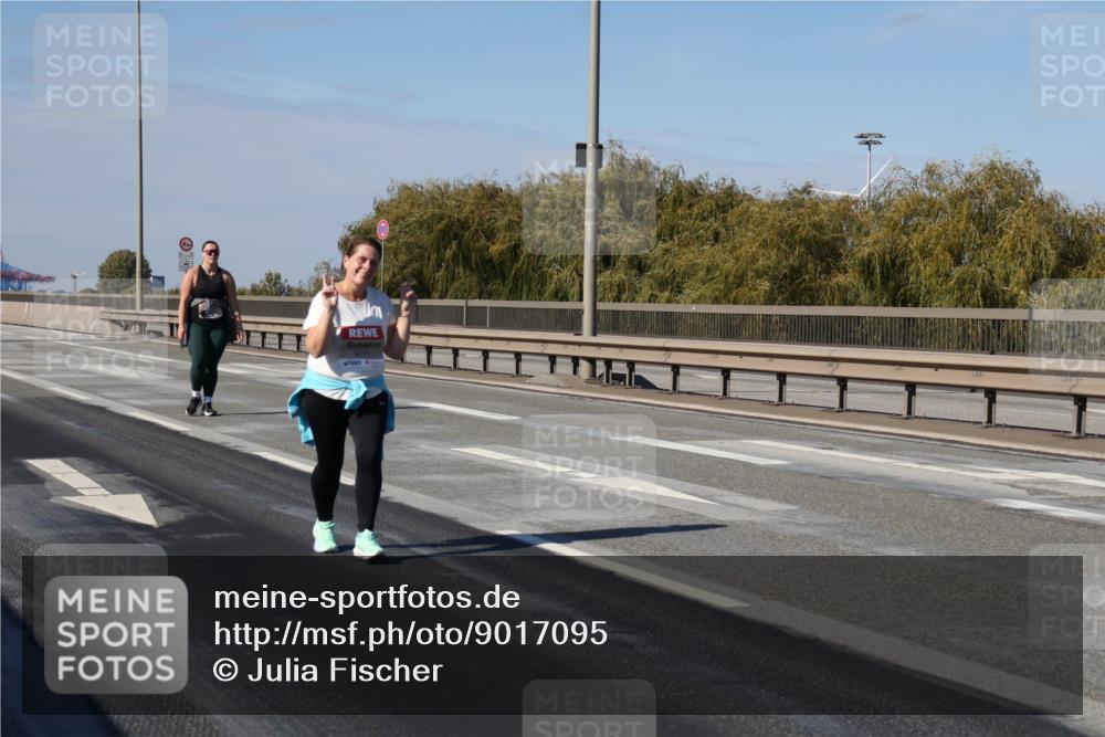 03.10.2025 - Köhlbrandbrückenlauf Julia Fischer http://msf.ph/oto/9017095 03.10.2025 13:22:48 Position 3 5015 meine-sportfotos.de