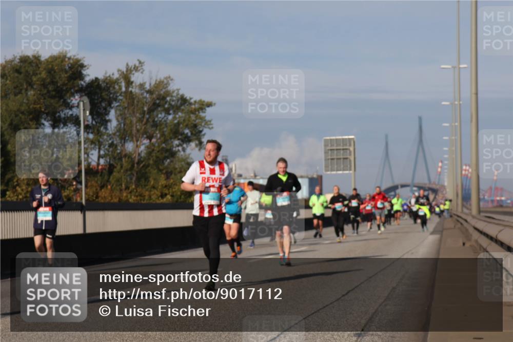 03.10.2025 - Köhlbrandbrückenlauf Luisa Fischer http://msf.ph/oto/9017112 03.10.2025 11:03:18 Position 3  meine-sportfotos.de