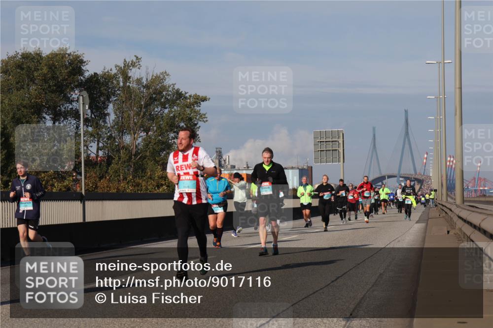 03.10.2025 - Köhlbrandbrückenlauf Luisa Fischer http://msf.ph/oto/9017116 03.10.2025 11:03:18 Position 3 3828 meine-sportfotos.de