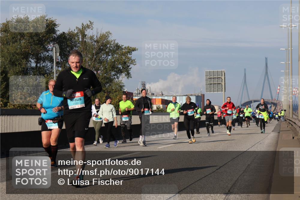 03.10.2025 - Köhlbrandbrückenlauf Luisa Fischer http://msf.ph/oto/9017144 03.10.2025 11:03:22 Position 3 2180 meine-sportfotos.de