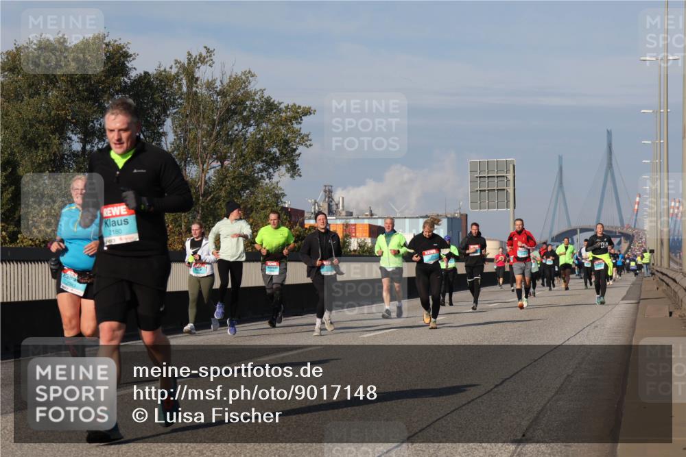 03.10.2025 - Köhlbrandbrückenlauf Luisa Fischer http://msf.ph/oto/9017148 03.10.2025 11:03:22 Position 3 2180 meine-sportfotos.de