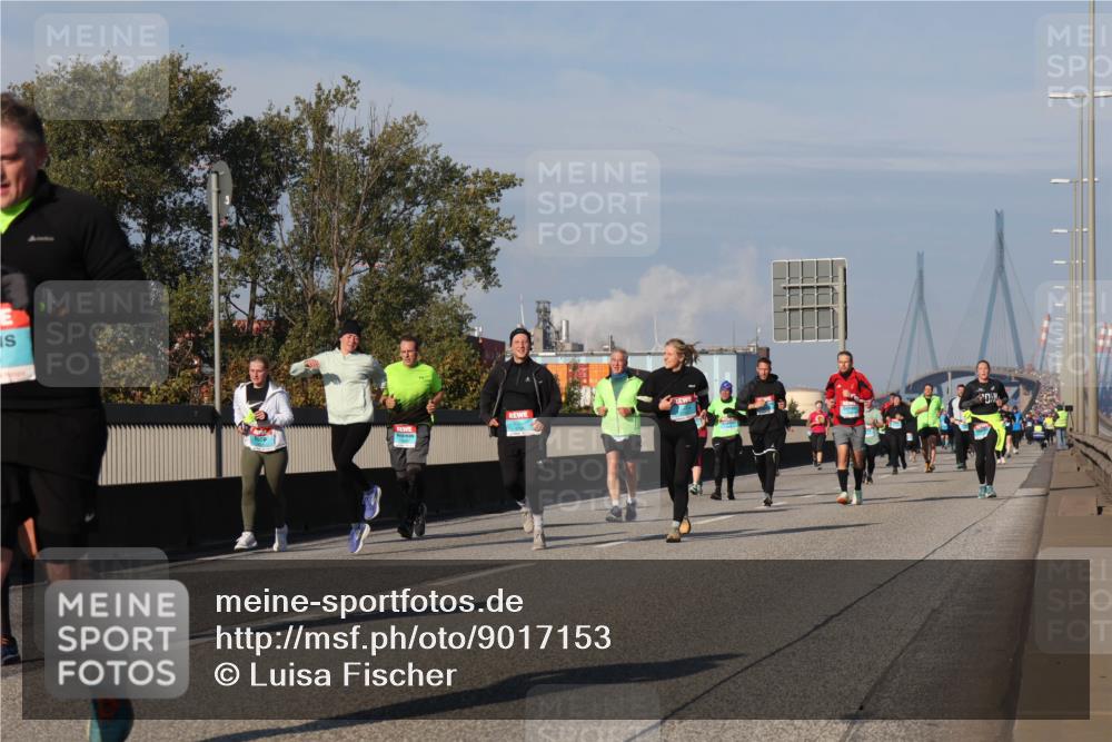 03.10.2025 - Köhlbrandbrückenlauf Luisa Fischer http://msf.ph/oto/9017153 03.10.2025 11:03:23 Position 3  meine-sportfotos.de