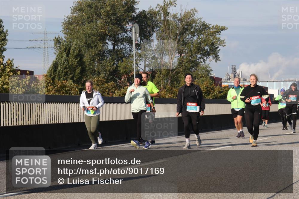 03.10.2025 - Köhlbrandbrückenlauf Luisa Fischer http://msf.ph/oto/9017169 03.10.2025 11:03:24 Position 3 3758 meine-sportfotos.de
