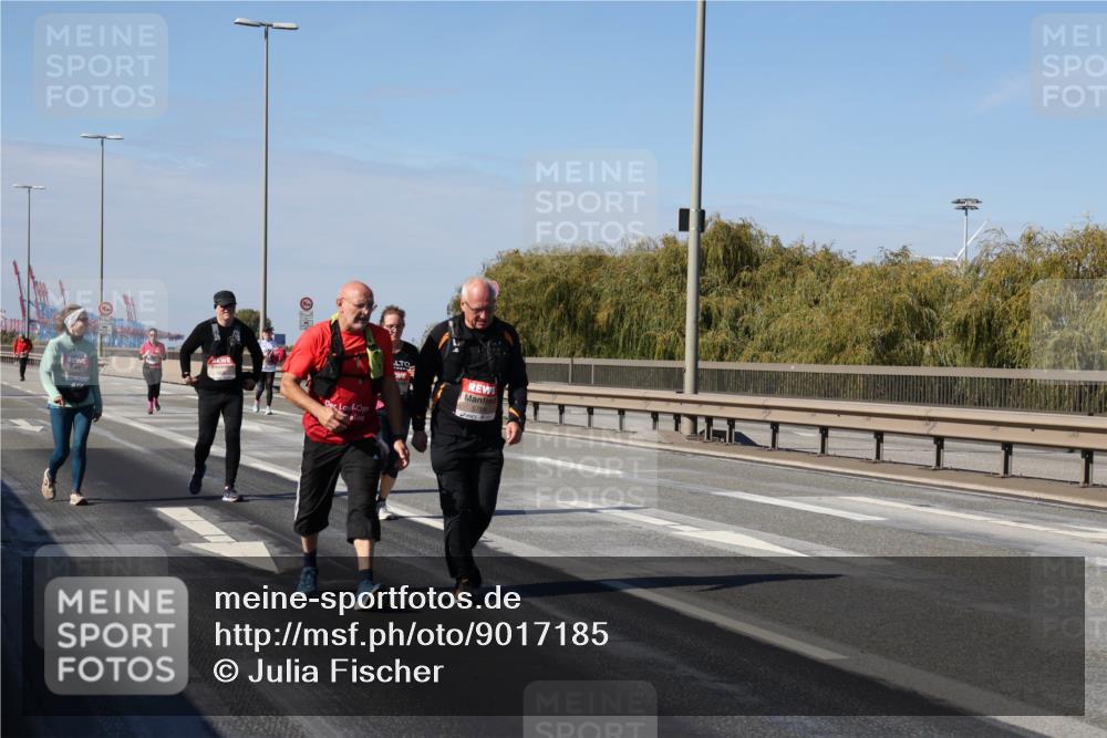 03.10.2025 - Köhlbrandbrückenlauf Julia Fischer http://msf.ph/oto/9017185 03.10.2025 13:23:43 Position 3  meine-sportfotos.de