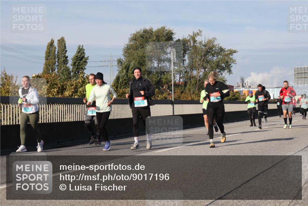 03.10.2025 - Köhlbrandbrückenlauf Luisa Fischer http://msf.ph/oto/9017196 03.10.2025 11:03:27 Position 3  meine-sportfotos.de