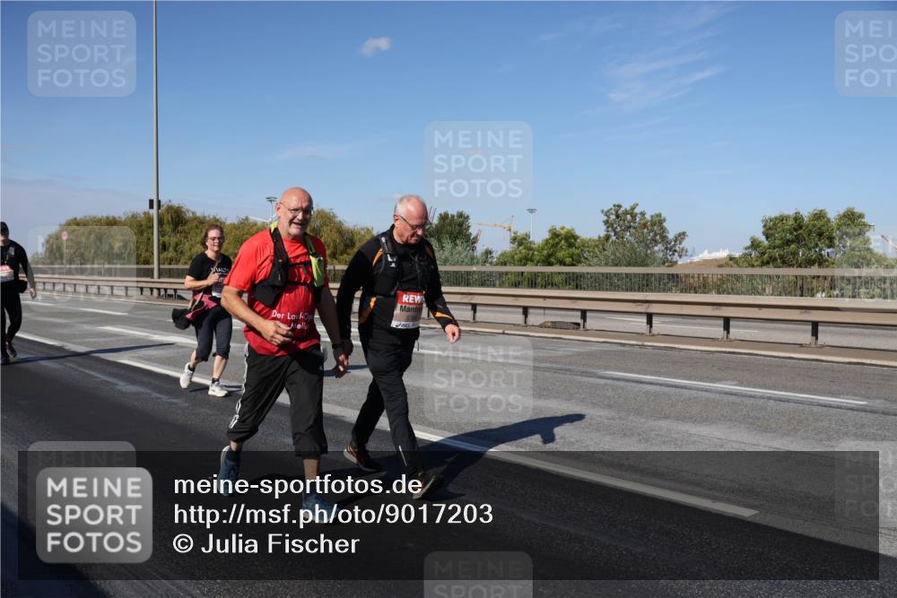03.10.2025 - Köhlbrandbrückenlauf Julia Fischer http://msf.ph/oto/9017203 03.10.2025 13:23:46 Position 3  meine-sportfotos.de